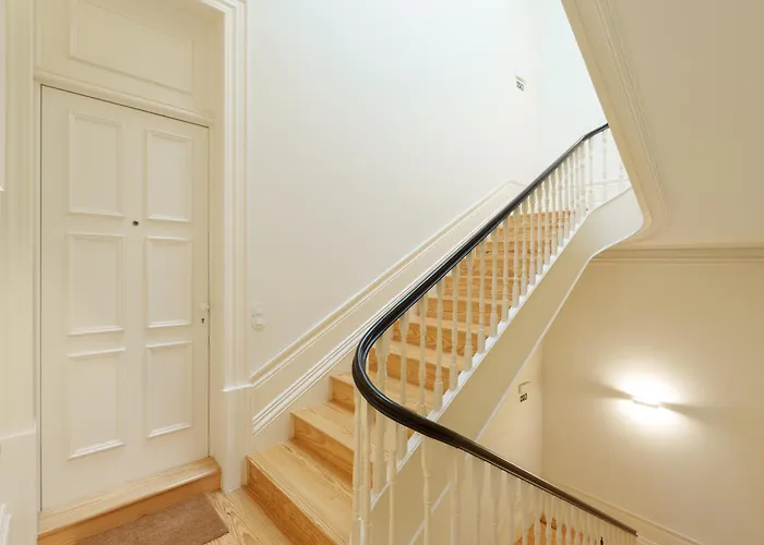 Viva Quinta Modernista Flat *