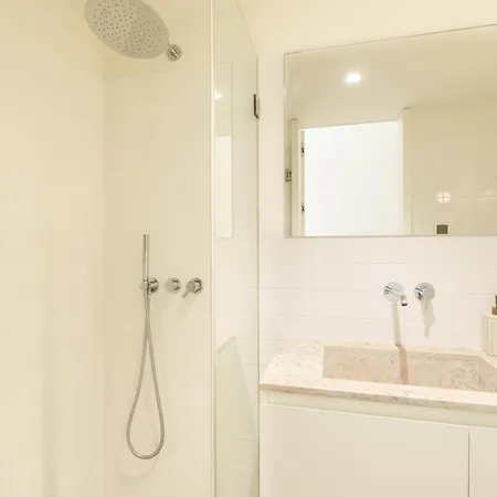 Viva Quinta Modernista Flat *